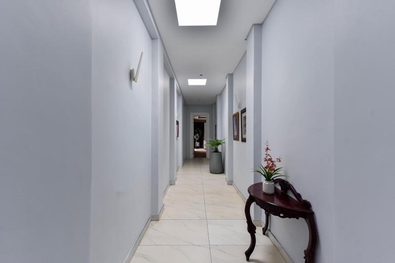 5 Bedroom Property for Sale in Silver Lakes Golf Estate Gauteng