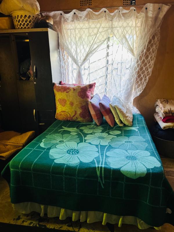 2 Bedroom Property for Sale in Orlando Gauteng