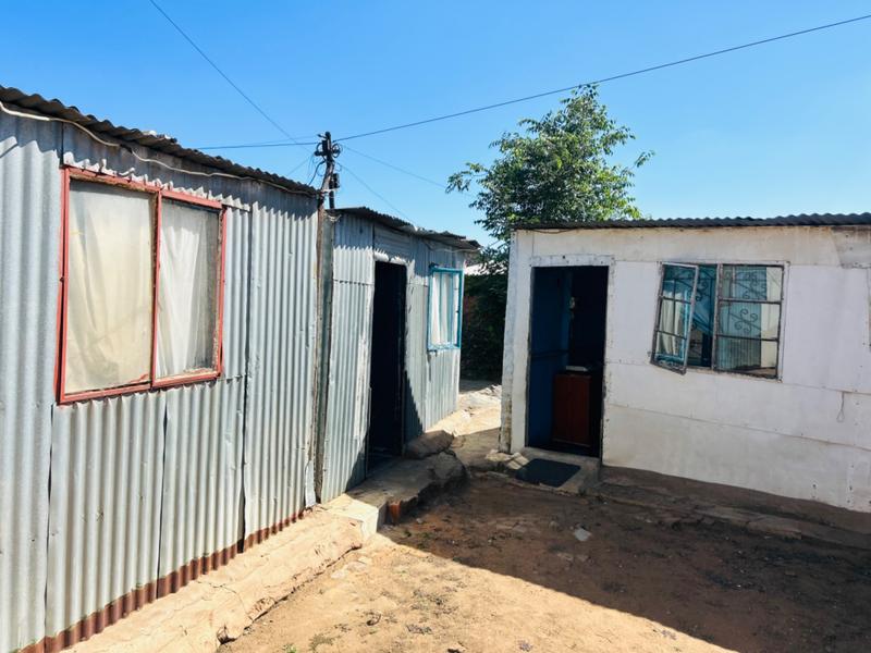 2 Bedroom Property for Sale in Orlando Gauteng