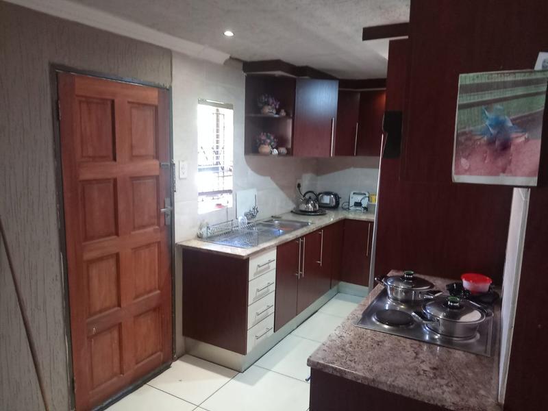 3 Bedroom Property for Sale in Protea North Gauteng