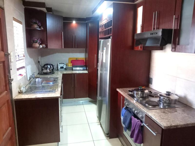 3 Bedroom Property for Sale in Protea North Gauteng