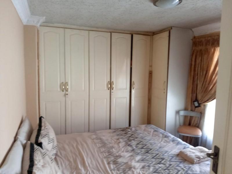 3 Bedroom Property for Sale in Protea North Gauteng