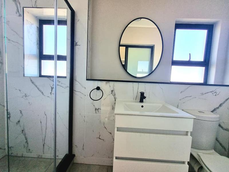 To Let 2 Bedroom Property for Rent in Waterfall Gauteng