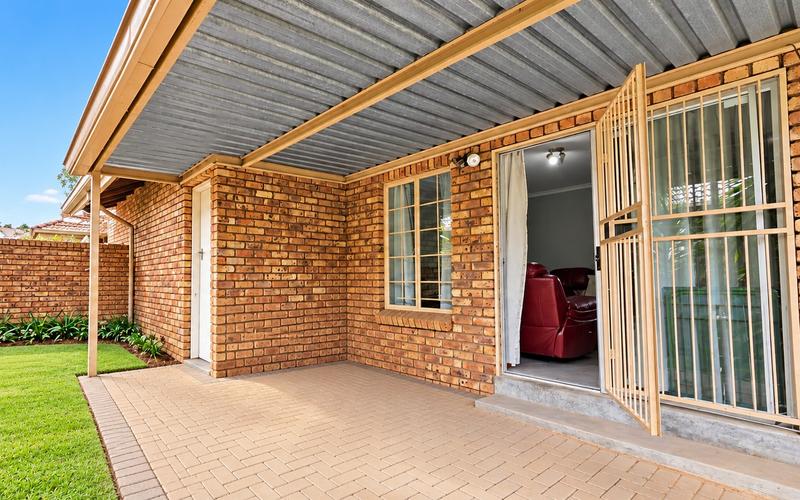 2 Bedroom Property for Sale in Elardus Park Gauteng