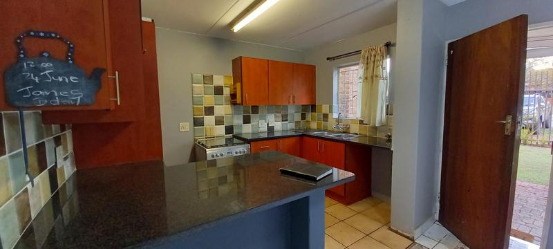 2 Bedroom Property for Sale in Moreleta Park Gauteng