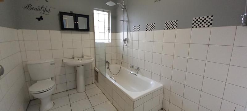 2 Bedroom Property for Sale in Moreleta Park Gauteng