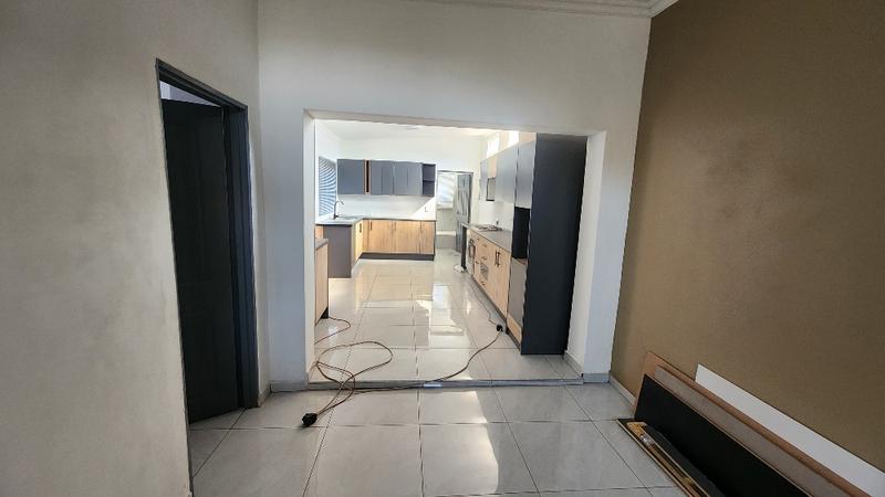 To Let 2 Bedroom Property for Rent in Van Dyk Park Gauteng