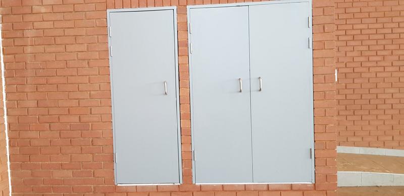 To Let Commercial Property for Rent in Glen Marais Gauteng