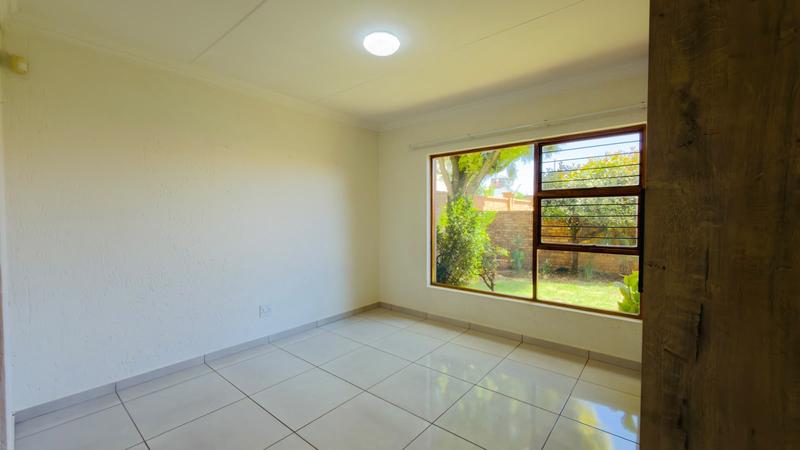 To Let 2 Bedroom Property for Rent in Brentwood Park Gauteng