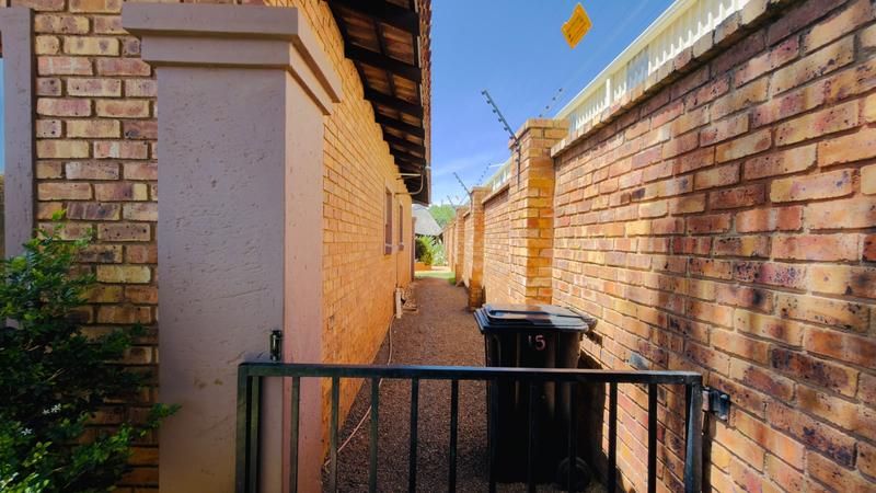 To Let 2 Bedroom Property for Rent in Brentwood Park Gauteng