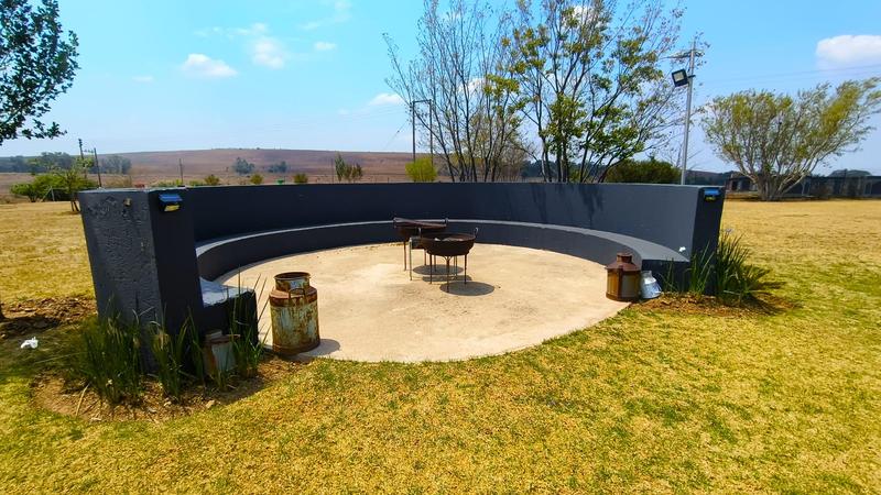 6 Bedroom Property for Sale in Blue Saddle Ranches Gauteng
