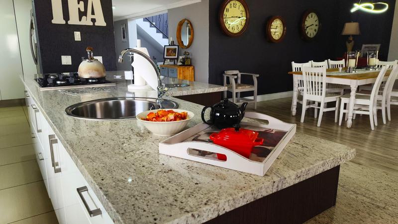 6 Bedroom Property for Sale in Blue Saddle Ranches Gauteng