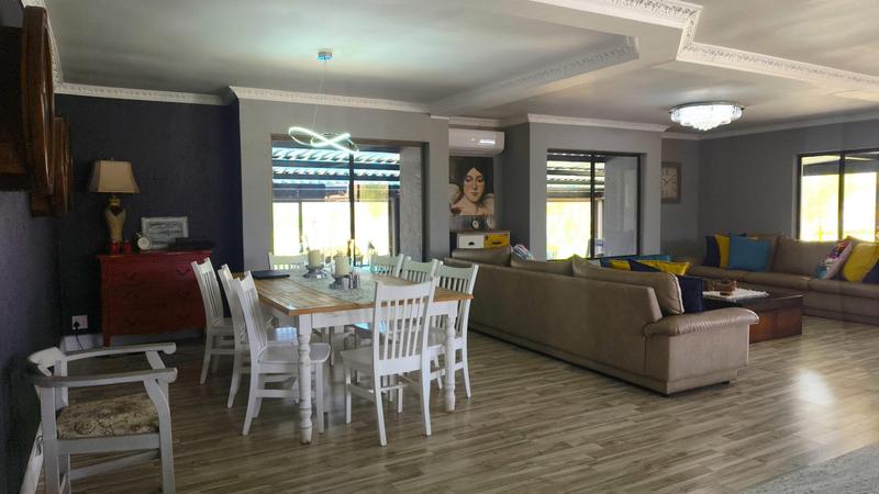 6 Bedroom Property for Sale in Blue Saddle Ranches Gauteng
