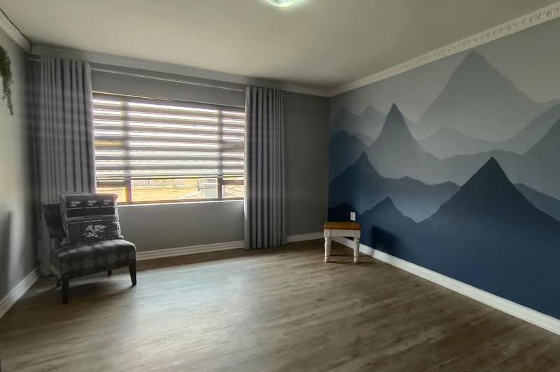 6 Bedroom Property for Sale in Blue Saddle Ranches Gauteng
