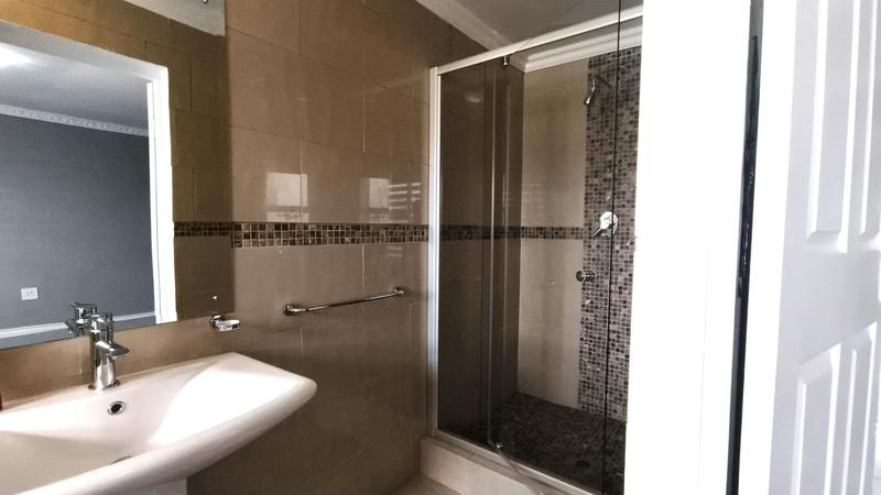 6 Bedroom Property for Sale in Blue Saddle Ranches Gauteng