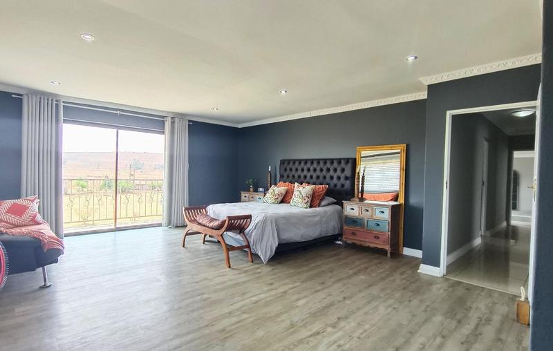 6 Bedroom Property for Sale in Blue Saddle Ranches Gauteng