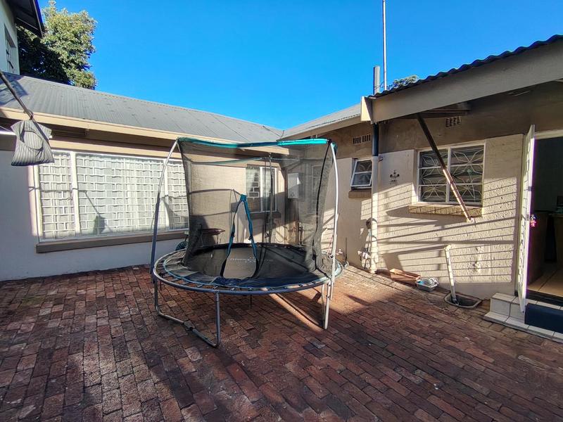 6 Bedroom Property for Sale in Gerdview Gauteng