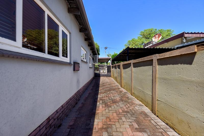 3 Bedroom Property for Sale in Sinoville Gauteng