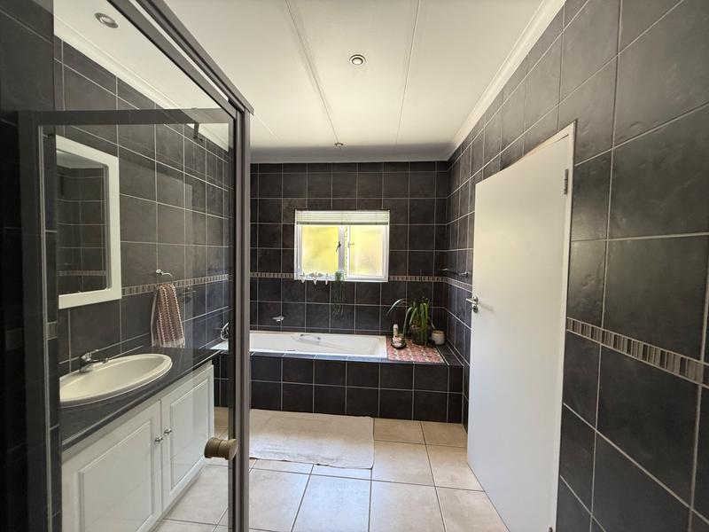 3 Bedroom Property for Sale in Midstream Estate Gauteng