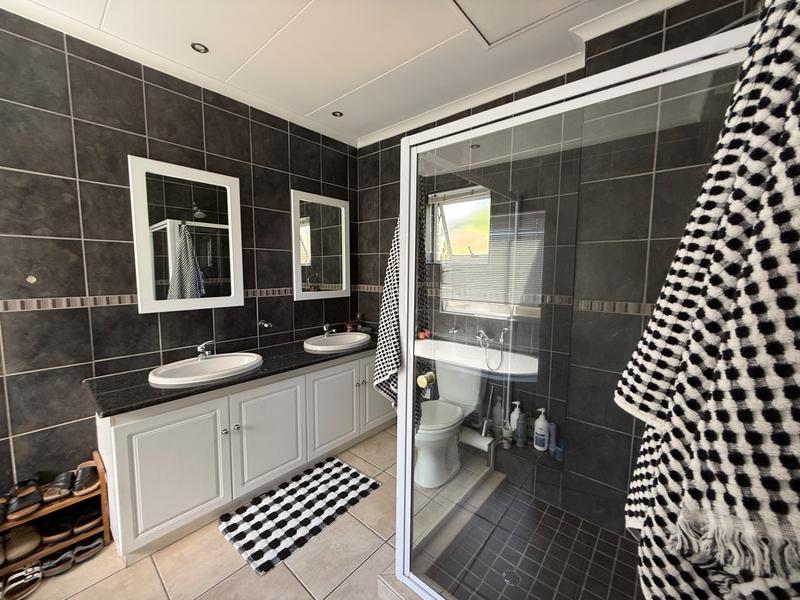 3 Bedroom Property for Sale in Midstream Estate Gauteng