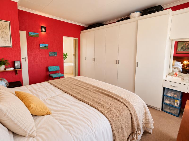 4 Bedroom Property for Sale in Heuweloord Gauteng