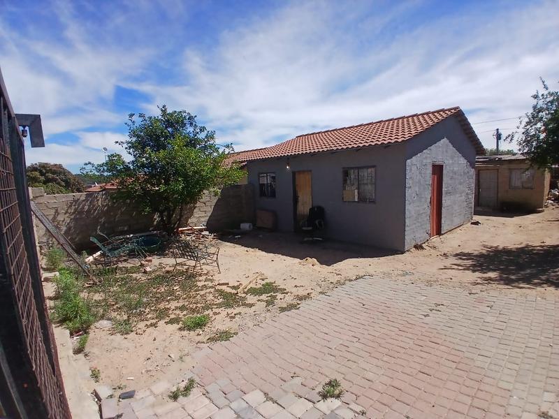 2 Bedroom Property for Sale in Olievenhoutbosch Gauteng