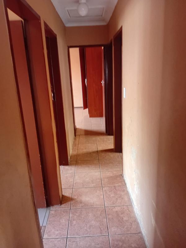 3 Bedroom Property for Sale in Olievenhoutbosch Gauteng