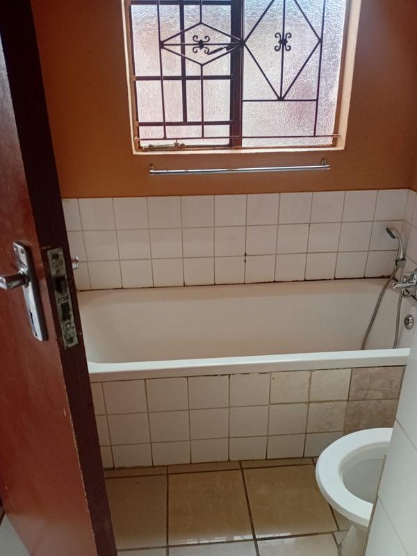 3 Bedroom Property for Sale in Olievenhoutbosch Gauteng