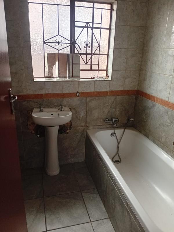 3 Bedroom Property for Sale in Olievenhoutbosch Gauteng