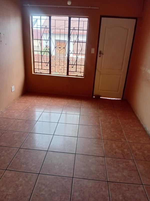 3 Bedroom Property for Sale in Olievenhoutbosch Gauteng