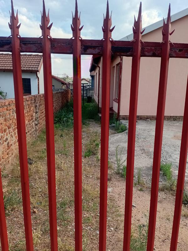 3 Bedroom Property for Sale in Olievenhoutbosch Gauteng
