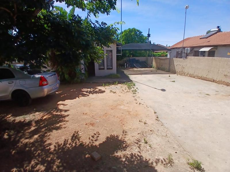 2 Bedroom Property for Sale in Olievenhoutbosch Gauteng