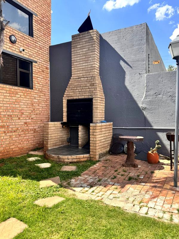 4 Bedroom Property for Sale in Eldorado Estate Gauteng