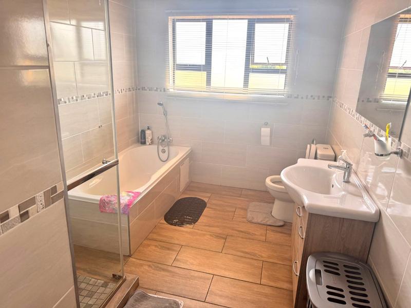4 Bedroom Property for Sale in Eldorado Estate Gauteng