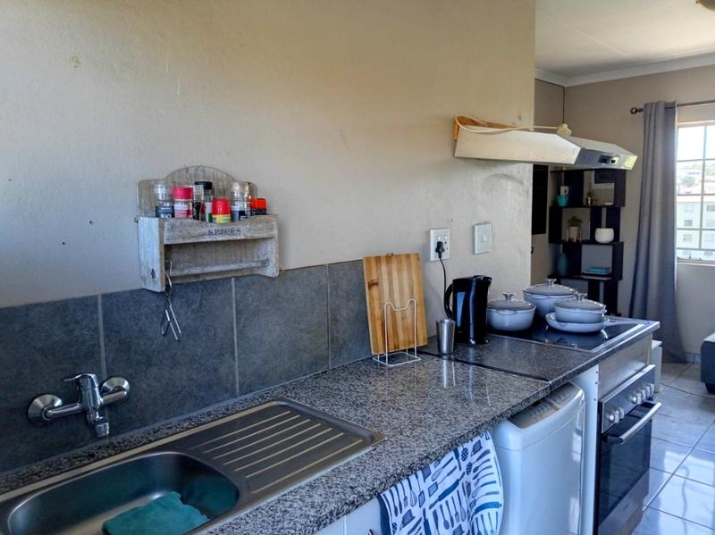 2 Bedroom Property for Sale in Fleurhof Gauteng