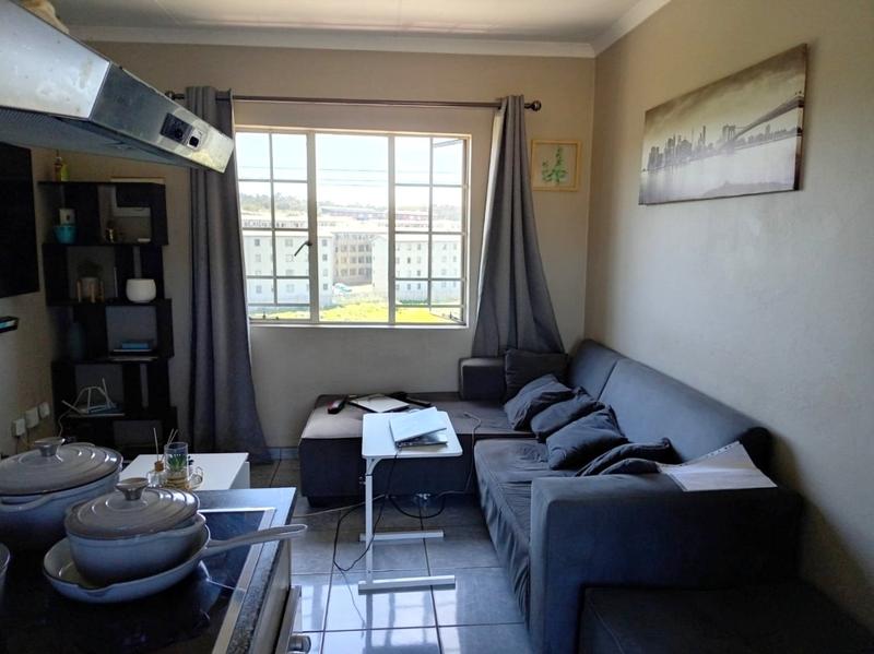 2 Bedroom Property for Sale in Fleurhof Gauteng