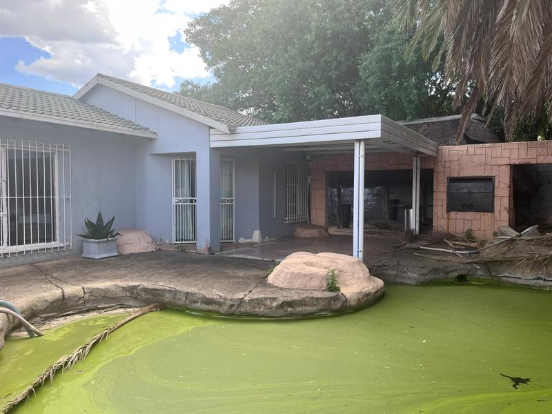 3 Bedroom Property for Sale in Mulbarton Gauteng