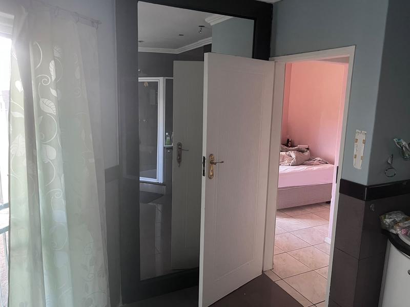 3 Bedroom Property for Sale in Mulbarton Gauteng