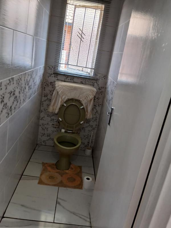 3 Bedroom Property for Sale in Protea Glen Gauteng