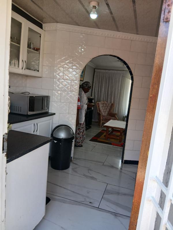 3 Bedroom Property for Sale in Protea Glen Gauteng