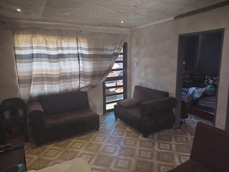 2 Bedroom Property for Sale in Vlakfontein Gauteng