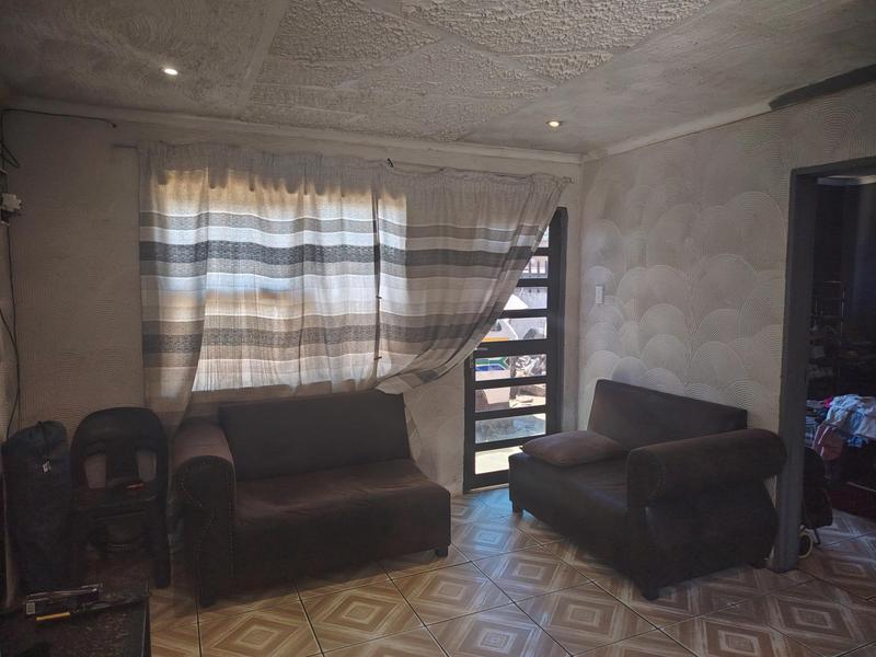 2 Bedroom Property for Sale in Vlakfontein Gauteng
