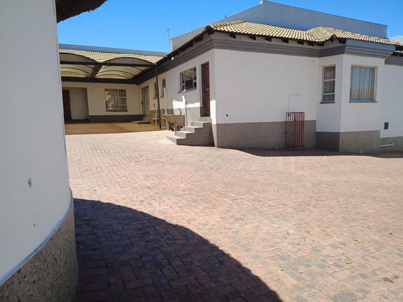 4 Bedroom Property for Sale in Liefde en Vrede Gauteng