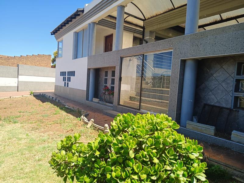 4 Bedroom Property for Sale in Liefde en Vrede Gauteng