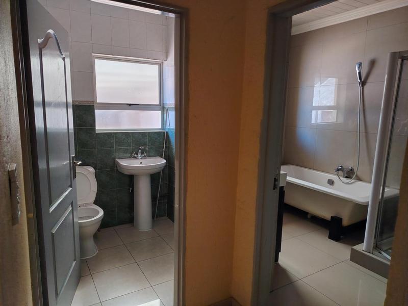 4 Bedroom Property for Sale in Liefde en Vrede Gauteng