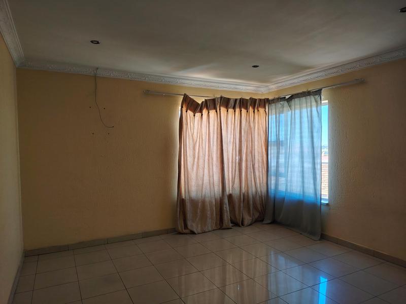 4 Bedroom Property for Sale in Liefde en Vrede Gauteng