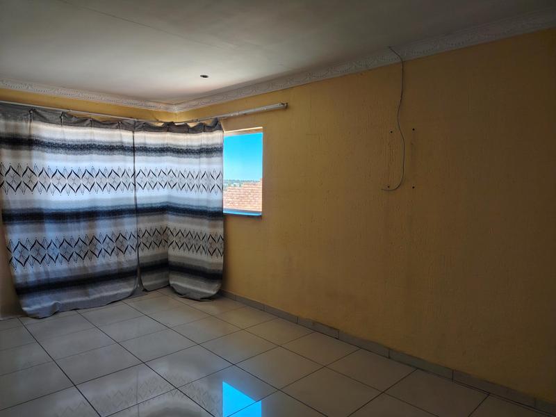 4 Bedroom Property for Sale in Liefde en Vrede Gauteng