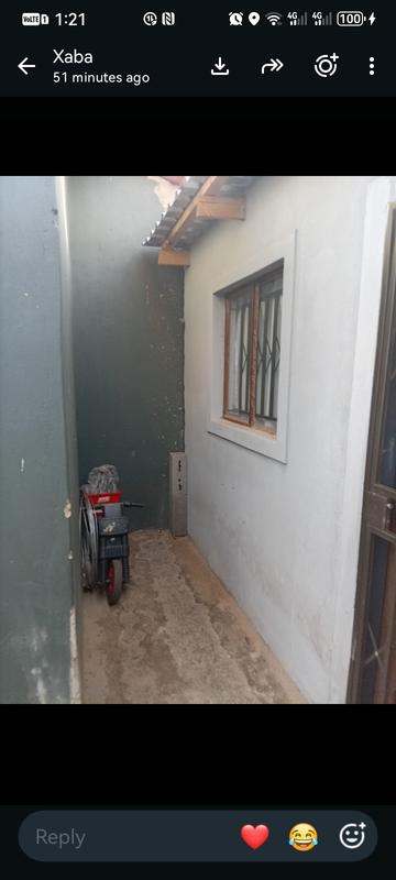 2 Bedroom Property for Sale in Thinasonke Gauteng