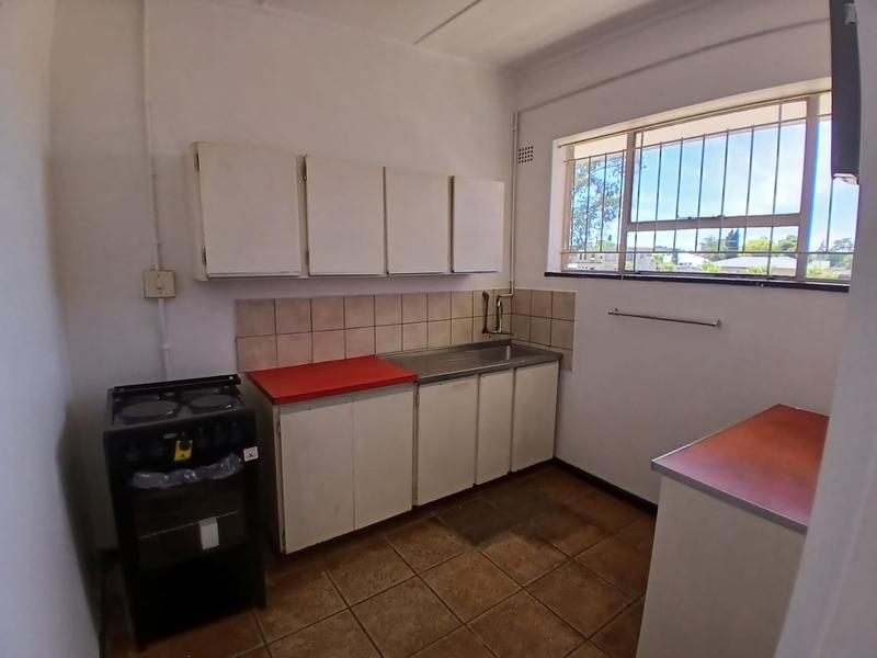 To Let 2 Bedroom Property for Rent in Greenhills Gauteng