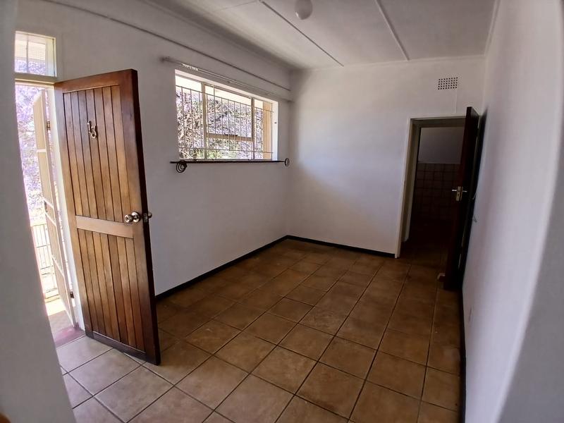 To Let 2 Bedroom Property for Rent in Greenhills Gauteng